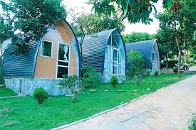Những căn nhà mái vòm hòa mình với chốn cao nguyên Những căn nhà mái vòm hòa mình với chốn cao nguyên